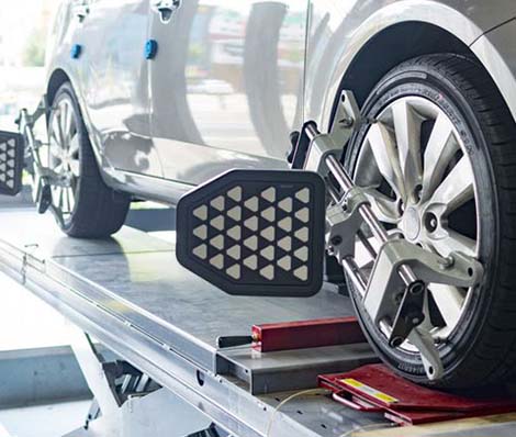 wheel alignment, EXPRESS AutoCare Laval, safety, handling, tires
